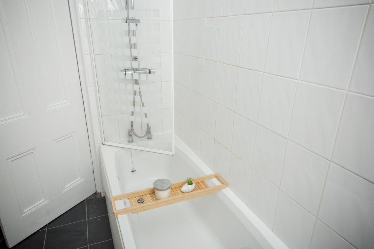 Ferienwohnung Bonhill Getaway Dumbarton Exterior foto
